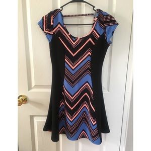 NWOT stylish ASOS petite Dress Size US 4